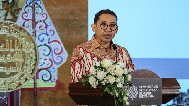 Fadli Zon memberikan pidato di acara resmi Kementerian Kebudayaan Republik Indonesia