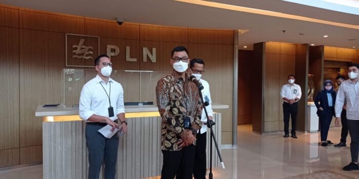 PT PLN (Persero)