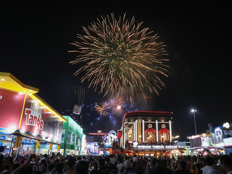 PRJ 2025 Resmi Ditutup dengan Pesta Kembang Api di JIExpo Kemayoran, Jakarta Pusat.
