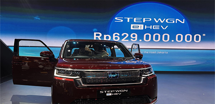 Harga Rp 629 Juta, Honda StepWGN Ditargetkan Laku 2 Ribu Unit Setahun: Optimisme di Segmen MPV Premium