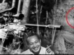 Operasi Petrus 1983-1985 menewaskan ribuan orang di Indonesia. Pelanggaran HAM berat ini menciptakan ketakutan massal di bawah Orde Baru.