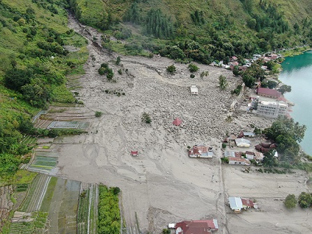 Banjir Bandang: Apa yang Terjadi di Panggugunan?