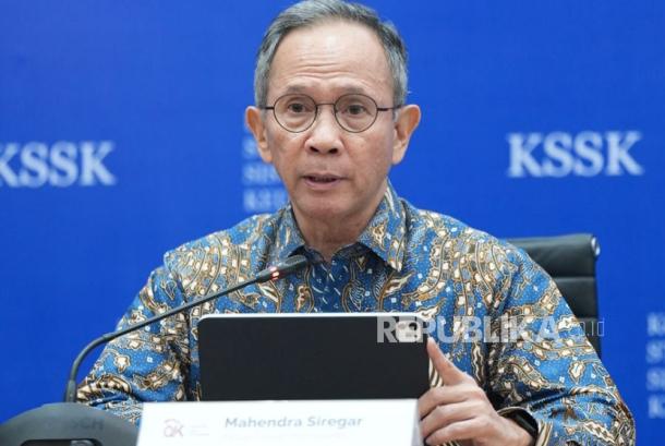 OJK Umumkan Pengunduran Diri Tiga Pejabat Utama